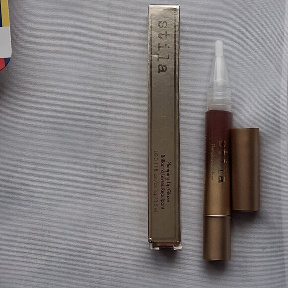 Stila Plumping Lip Glaze Gloss Maple NIB - Picture 4 of 4